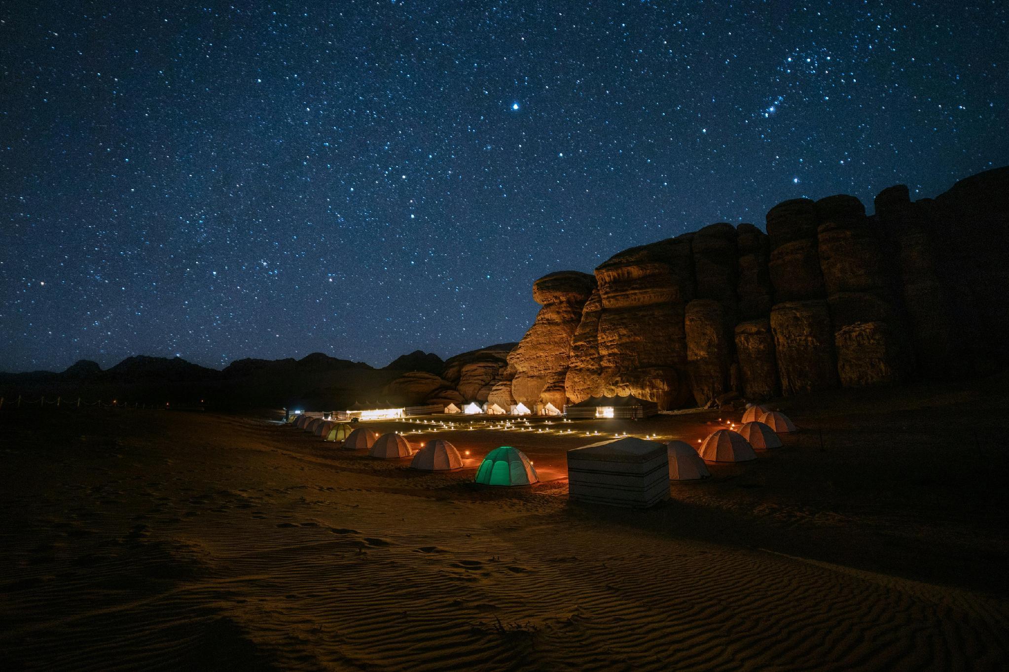 Desert camps & stargazing